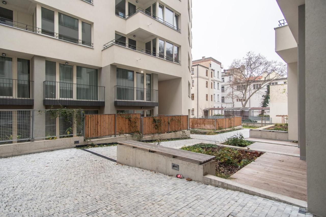 Apartment With Balcony Prague Exterior photo